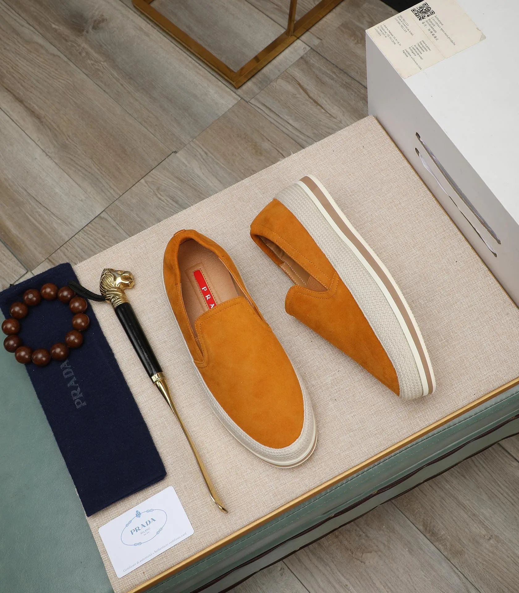 Men's men's shoes 💰460 high-end version. PRADA (Prada) men's casual style, compare the quality at the counter 🧚🏿♂️Imported cowhide fabric 🐎Water-dyed comfortable and soft cowhide lining for feet 🐂Genuine leather outsole with label 🎉 Size 38-44. Can be customized for 45💥🏆